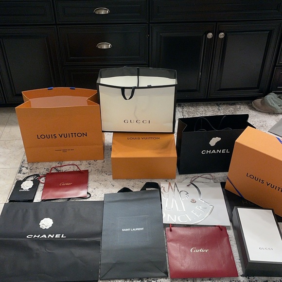 MULTIPLE DESIGNER SHOPPING BAGS AVAILABLE! Any & all for sale!CHANEL,LV,  ETC! - Picture 2 of 3